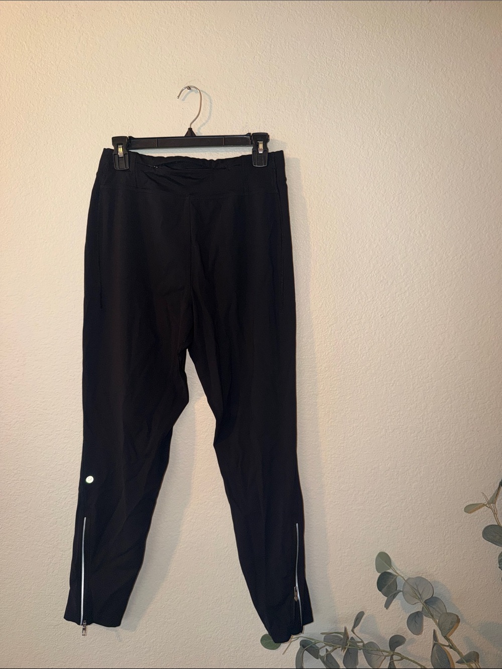 Lululemon Men's joggers
